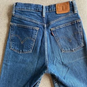 Levi’s Ribcage Straight Jean